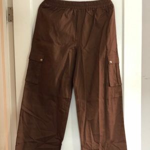 Prettylittlething Chocolate Wide Leg Cargo size 8